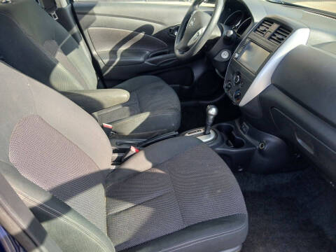 2019 Nissan Versa SV
