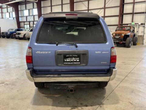2000 Toyota 4Runner SR5