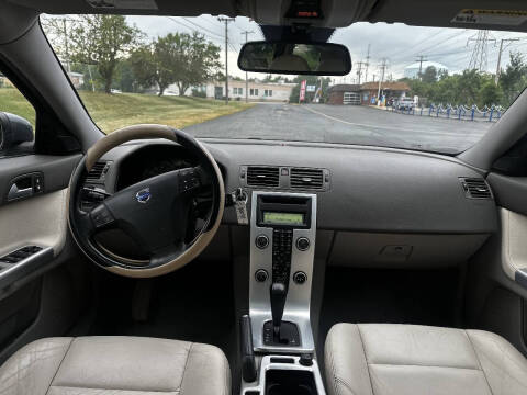 2011 Volvo V50 T5