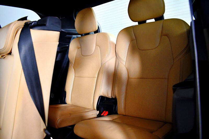 2018 Volvo XC90 T6 Inscription