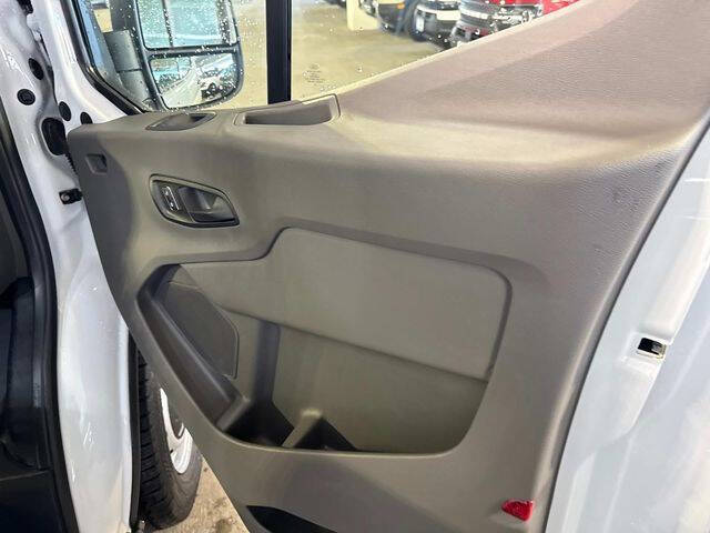 2025 Ford Transit 150