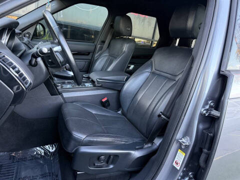 2020 Land Rover Discovery SE