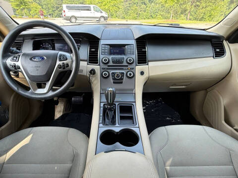 2016 Ford Taurus SE