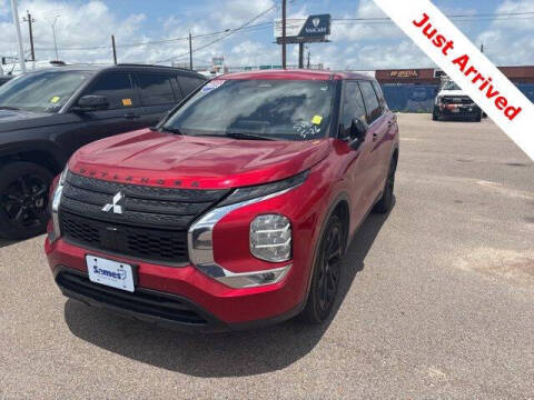 2023 Mitsubishi Outlander SE