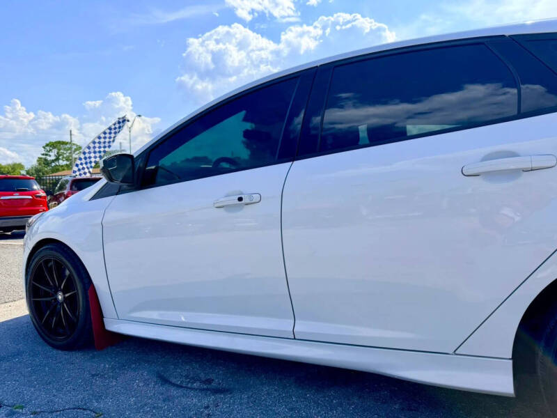 2018 Ford Focus ST