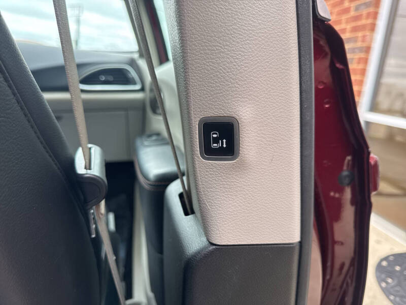 2018 Chrysler Pacifica Touring L Plus