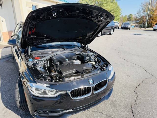 2018 BMW 3 Series 320i