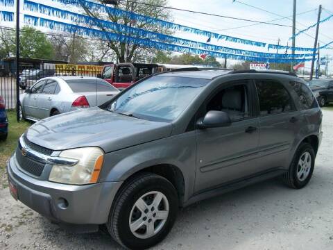 2006 Chevrolet Equinox for sale at THOM'S MOTORS in Houston TX