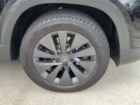 2024 Volkswagen Taos S