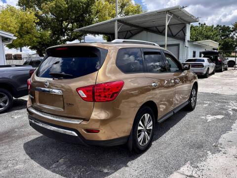 2017 Nissan Pathfinder S
