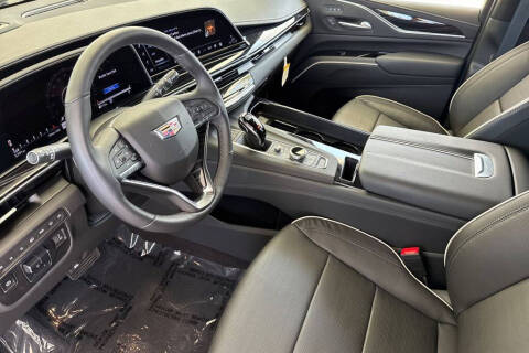 2023 Cadillac Escalade Sport