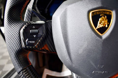 2014 Lamborghini Aventador LP 700-4