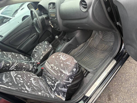 2015 Nissan Versa 1.6 S
