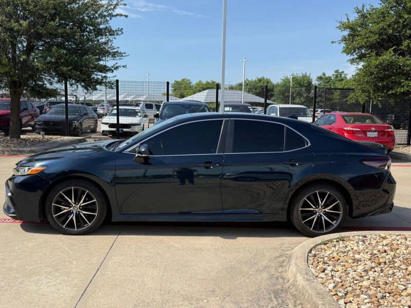 2021 Toyota Camry SE