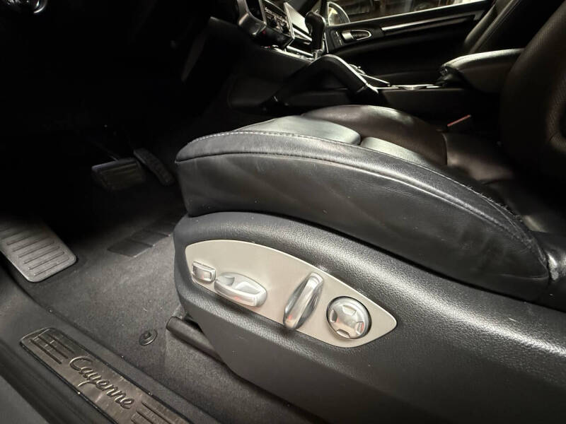 2016 Porsche Cayenne