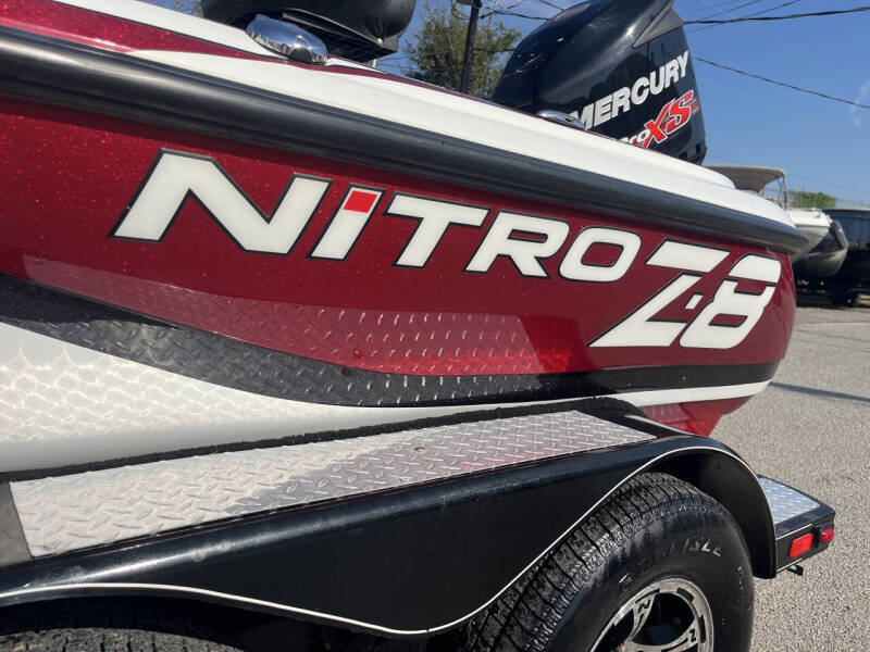 2015 Nitro Z-8