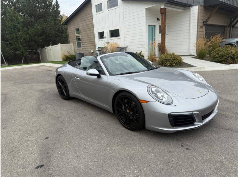 2017 Porsche 911 Carrera