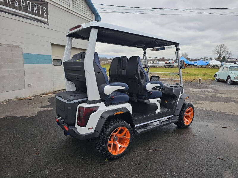 2025 Evolution D-Max 4