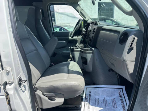 2012 Ford E-Series E-250