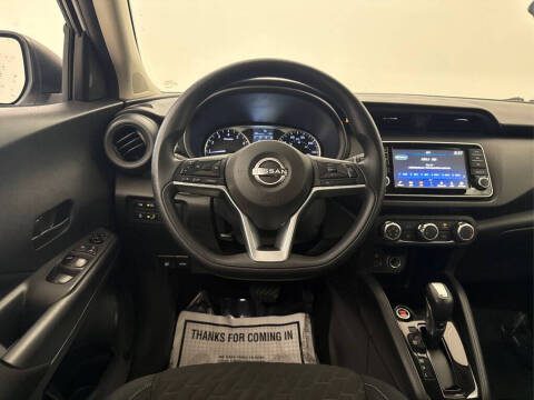 2022 Nissan Kicks S