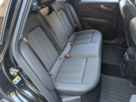 2025 Audi Q4 e-tron Premium Plus 45