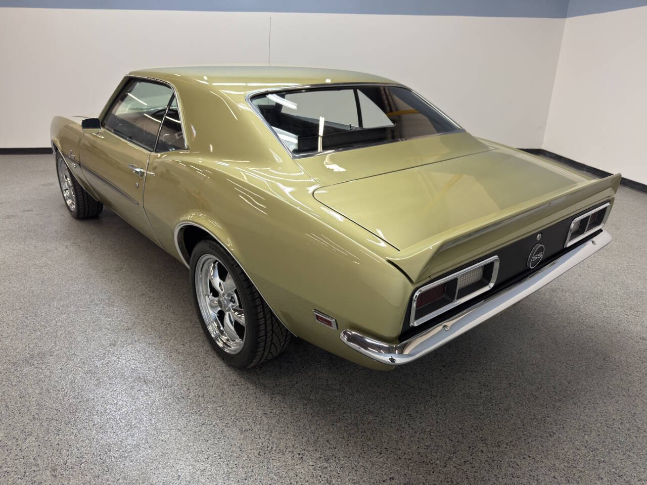 1968 Chevrolet Camaro 4