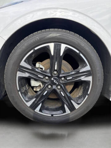 2022 Kia K5