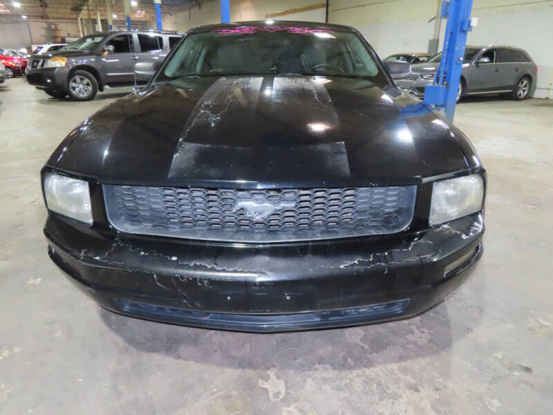 2009 Ford Mustang V6 Deluxe