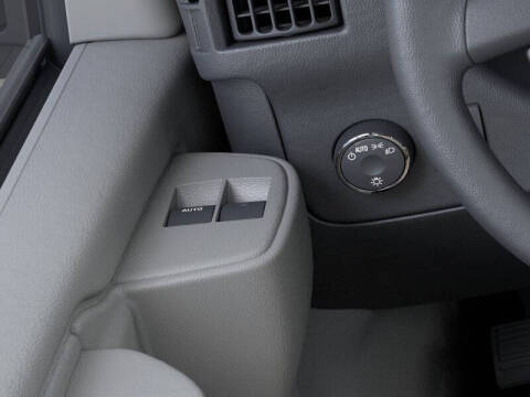 2025 Chevrolet Express 3500