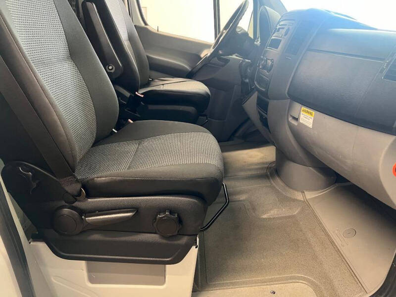 2013 Mercedes-Benz Sprinter 2500