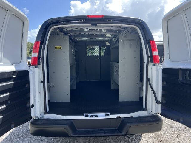 2025 GMC Savana 2500