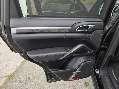 2014 Porsche Cayenne Turbo S