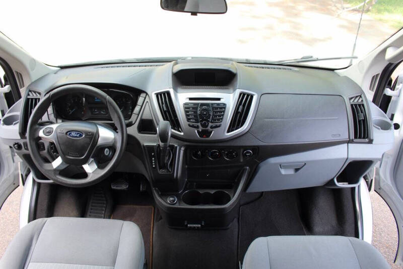 2017 Ford Transit 350 XLT