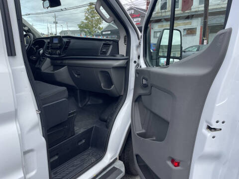 2023 Ford Transit 250