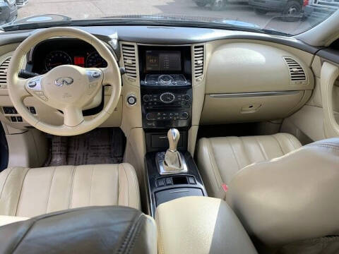 2011 Infiniti FX35
