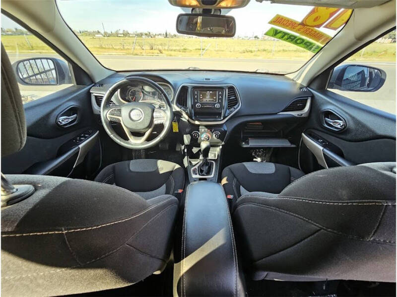 2018 Jeep Cherokee Latitude