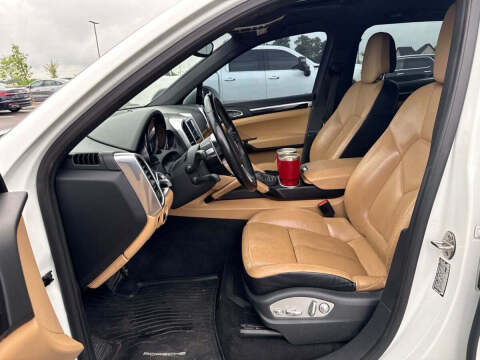 2018 Porsche Cayenne Platinum Edition