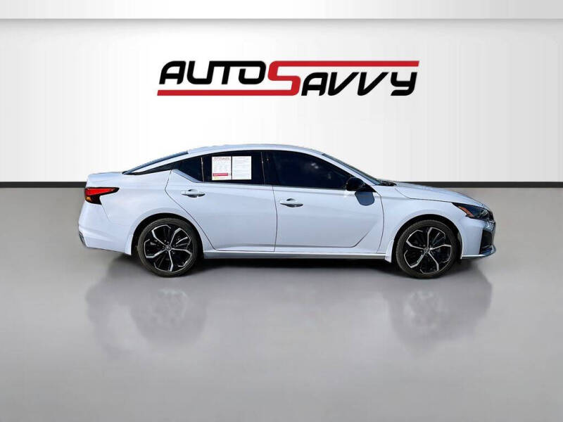2025 Nissan Altima 2.5 SR