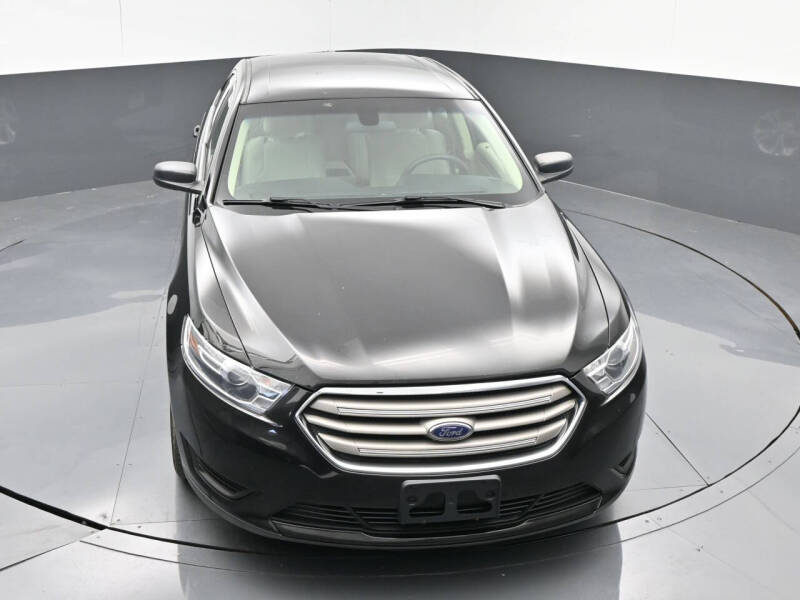 2019 Ford Taurus SE