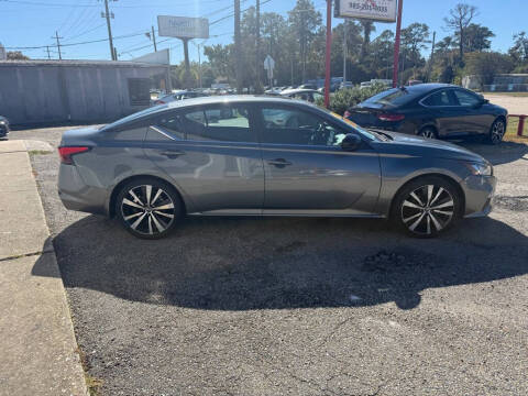 2021 Nissan Altima 2.0 SR