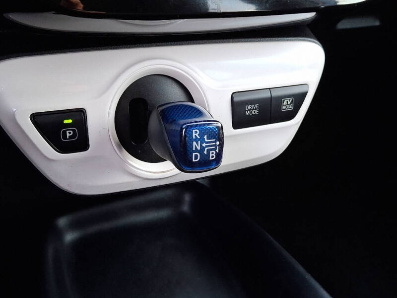 2016 Toyota Prius Four