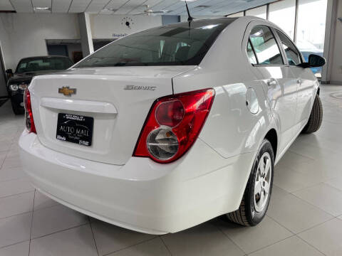 2013 Chevrolet Sonic LS Manual