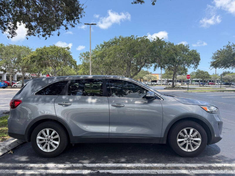2020 Kia Sorento LX