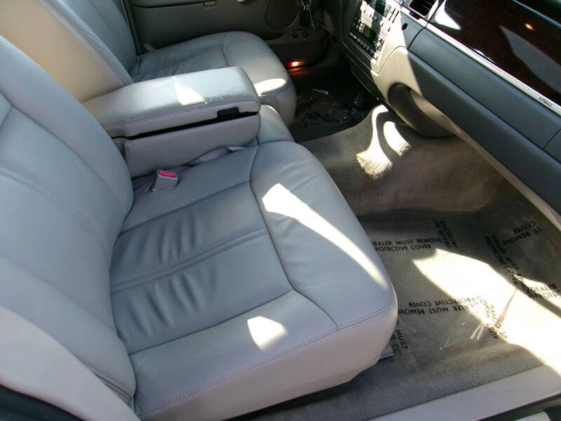 2007 Lincoln Town Car Signature Limited