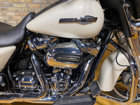 2022 Harley-Davidson Street Glide®