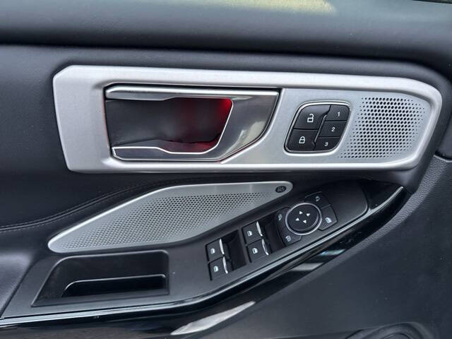 2022 Ford Explorer Hybrid Platinum