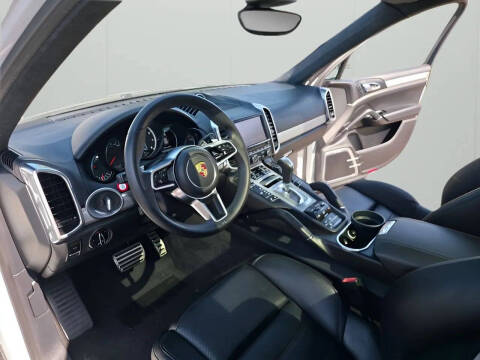 2015 Porsche Cayenne Turbo