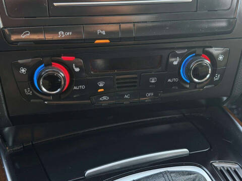 2011 Audi Q5 3.2 quattro Premium Plus