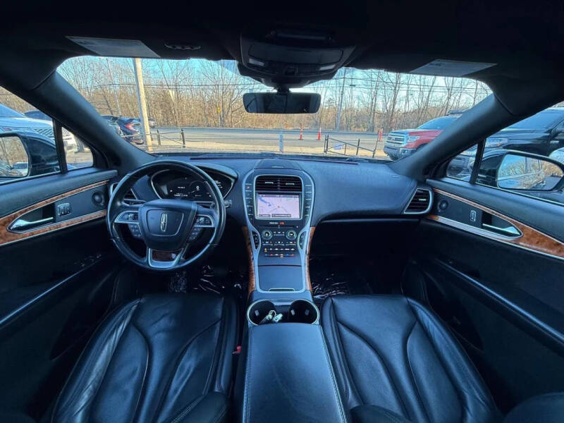 2020 Lincoln Nautilus Reserve