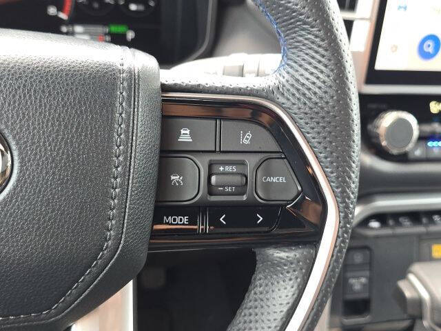 2024 Toyota Sequoia Platinum